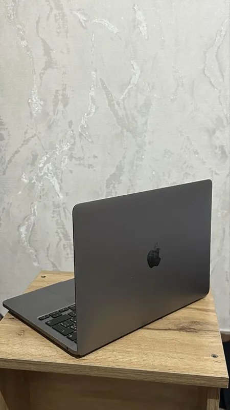 Macbook M1 pro 1 Macbook M1 pro 1