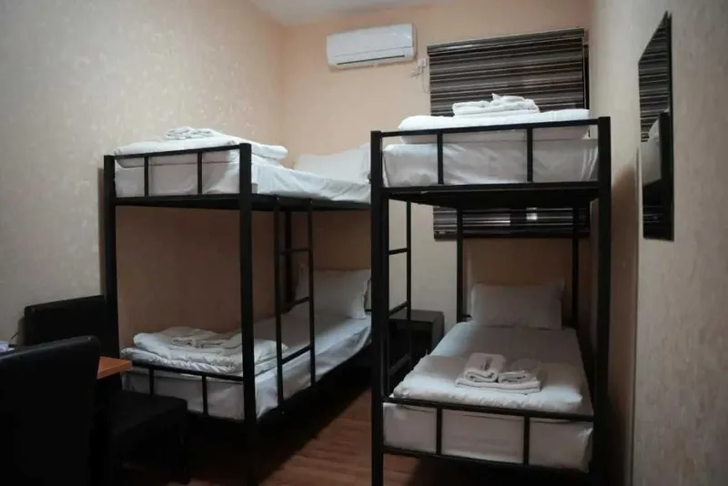 Hostel Хостел возле метро Г.Гуляма центр — фото 3