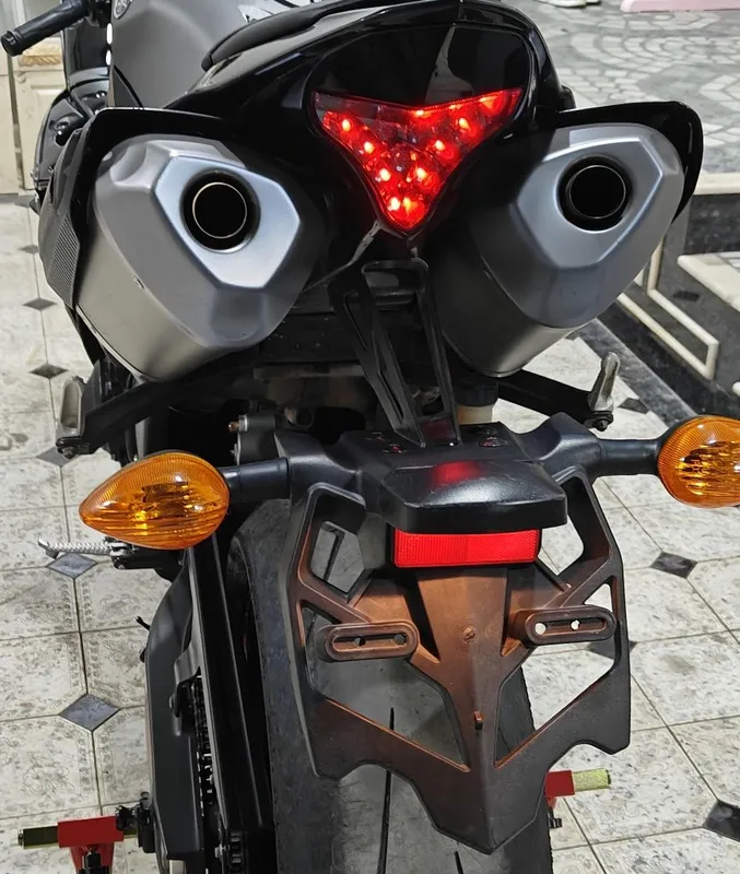 Yamaha yzf R1 sotiladi 4 Yamaha yzf R1 sotiladi 4