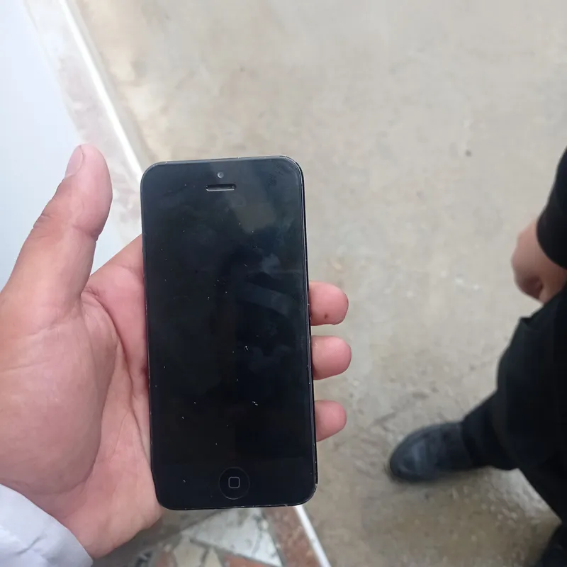 Iphone 5 sotiladi holati yaxshi — фото 6
