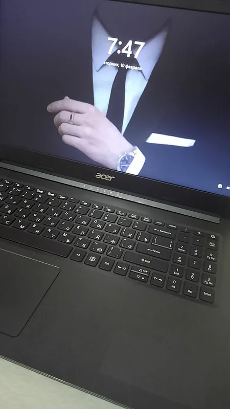 NOUTBUK ACER