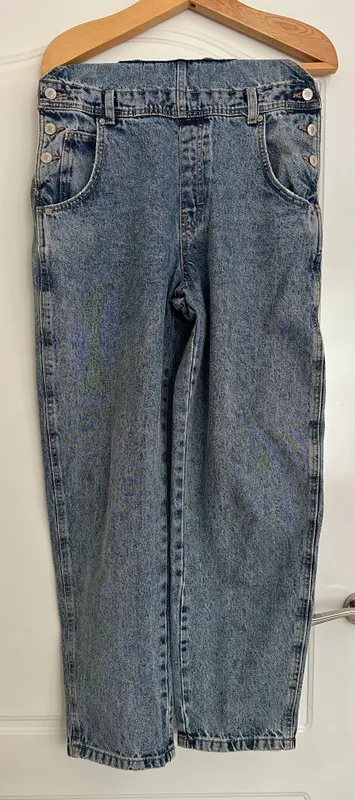 Женский джинсовый комбинезон от бренда Pull&Bear 4 Женский джинсовый комбинезон от бренда Pull&Bear 4