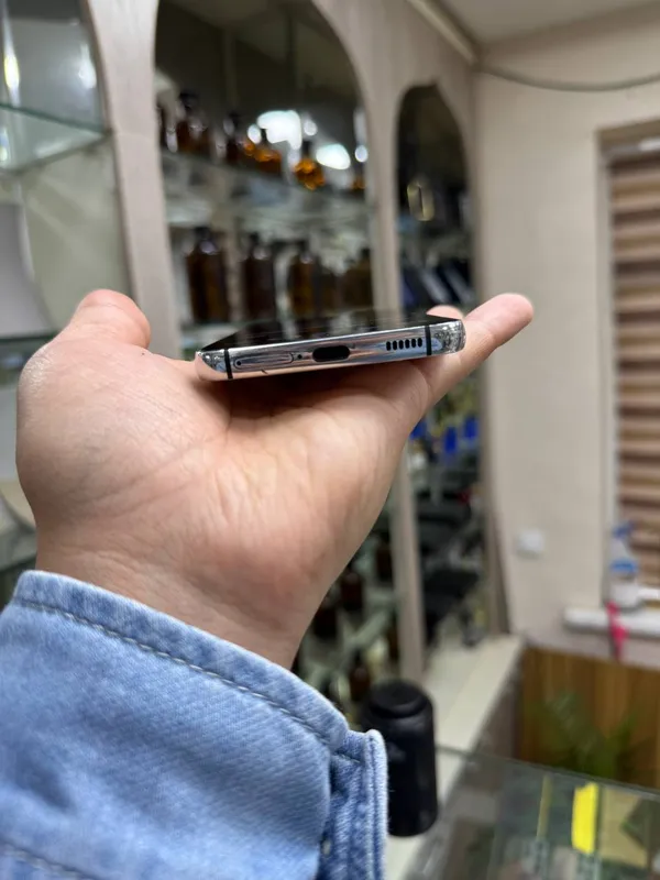 Samsung S22 5G (Вьетнам) 3