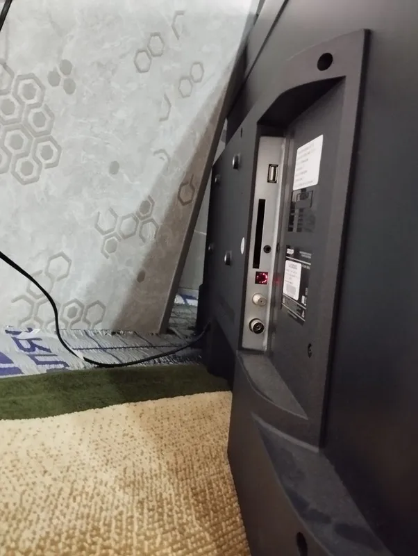 Телевизор Dexp 43 smart tv — фото 2