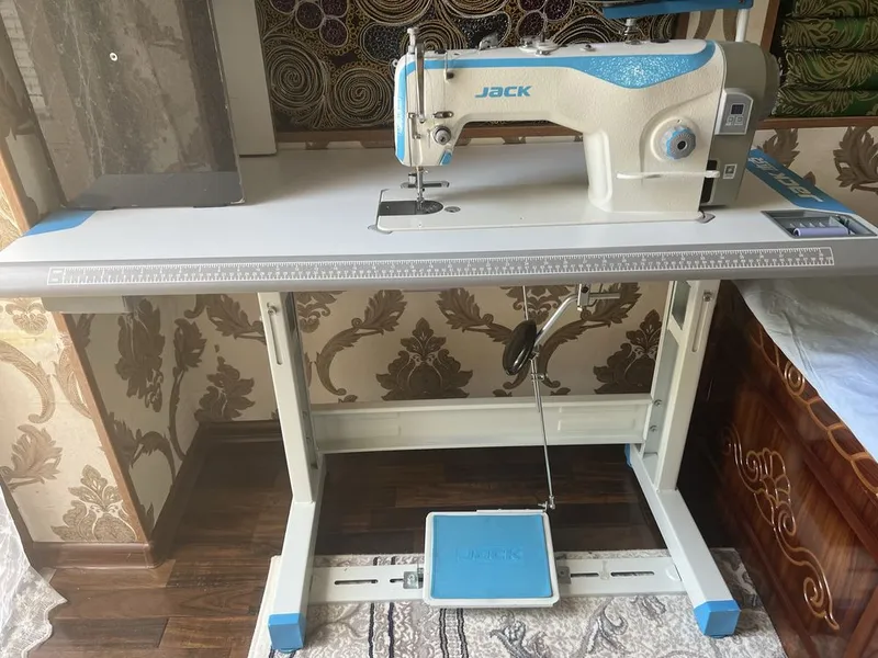 Holati ideal yangi f 4 jack tikuv mashinasi 3
