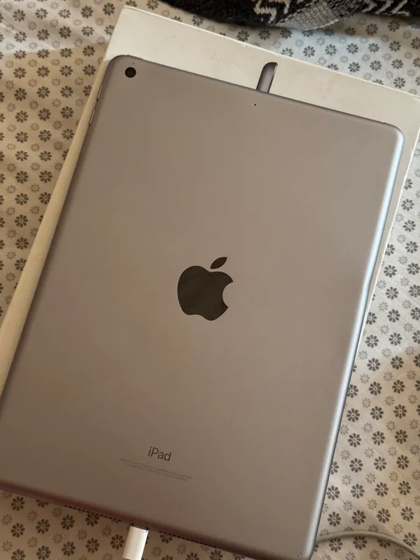 Ipad sotiladi iPad 5 (5th Generation) — фото 2