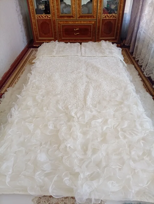 kelinlar uchun yotoqxonaga