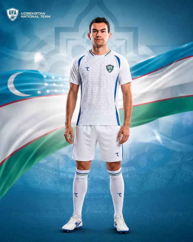 Futbol forma uzbekistan, Футбольная форма узб — фото 1