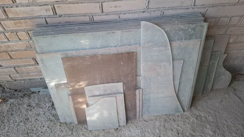 Продаётся стекло, размер 100×70, толщина 4мм. цена договорная. Шиша.
