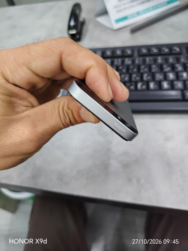 Iphone 5se 32 talik sotiladi 10