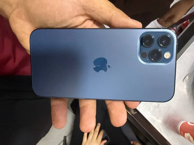 Iphone 12pro 4