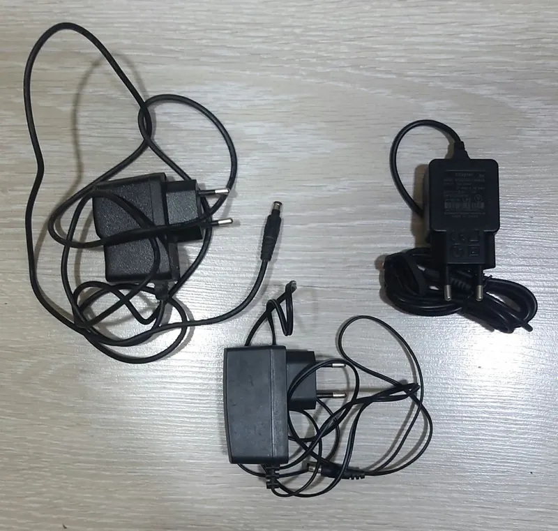 Блоки питания на 5 ,9 и 12V