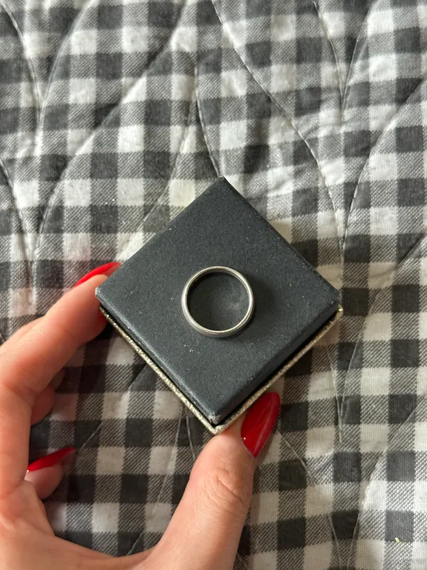 Серебряное кольцо, 3 грамма 2 Серебряное кольцо, 3 грамма 2