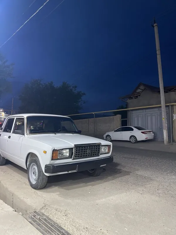 vaz jiguli 07 xolati yaxshi