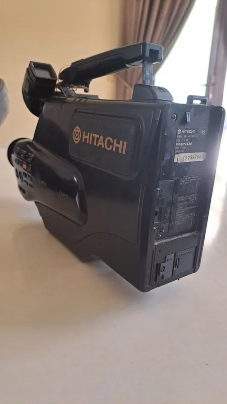 Hitachi видеокамера срочно сотилади 91 йилники — фото 2