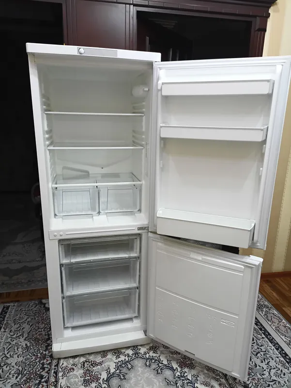 Морозильник Stinol 3 Морозильник Stinol 3