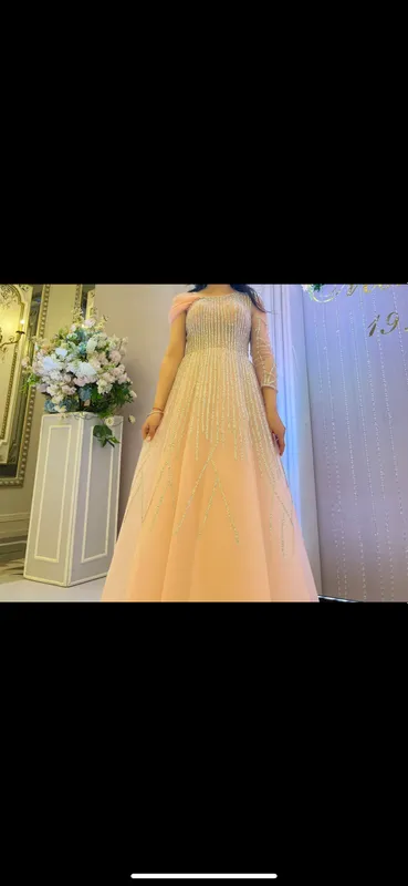 платье из дубая  ,купили за 500$ продам за 200$