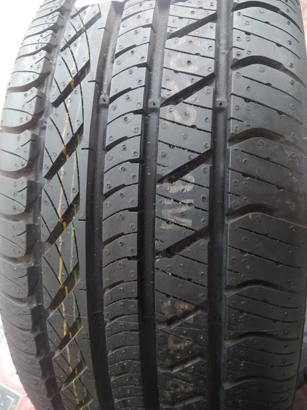 Автошины 215/45ZR17 XL Kumho Ecsta 4X — фото 1