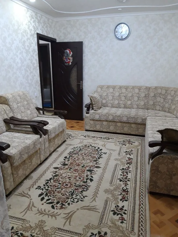 Продажа квартиры (2-комн., перепланирована в 3-комн.), 76 серия, своя — фото 1