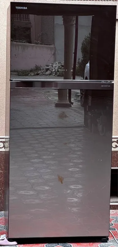 Toshiba холадельник сотилади.