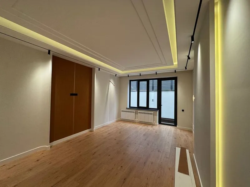 Срочно! Новый коттедж 280м² Юнусабад Бодомзор 3 сотки — фото 2