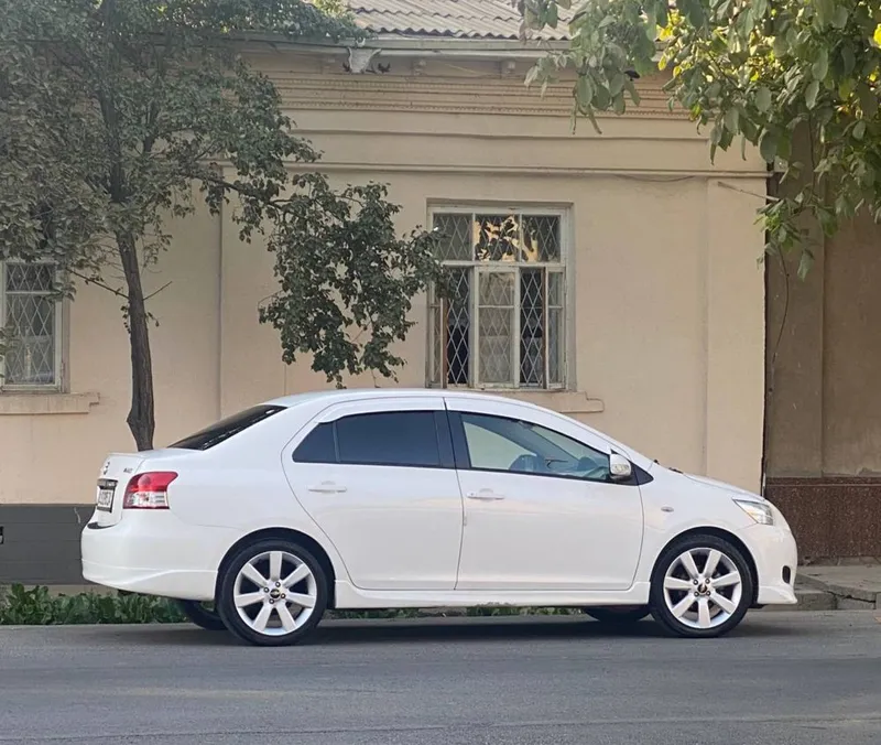 Toyota Yaris 1.3 automat