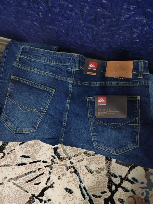 Джинсы Quicksilver slim fit. 34\32. 6 Джинсы Quicksilver slim fit. 34\32. 6