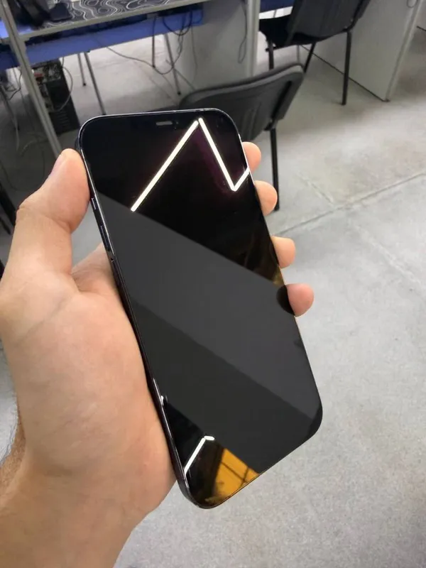 iPhone 12 pro max 2