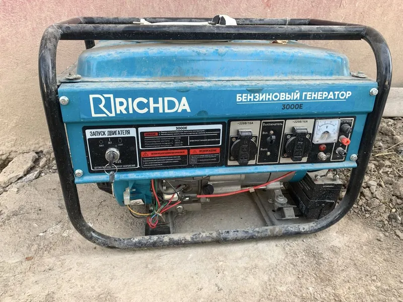 Richda бензиновый генератор 3000E Richda бензиновый генератор 3000E