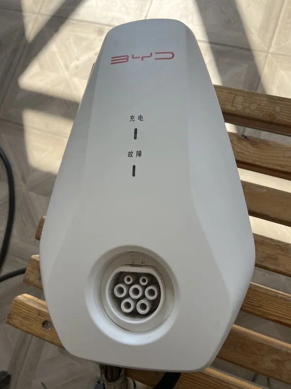 BYD zaryadkasi 7kw ligi B/U sotiladi