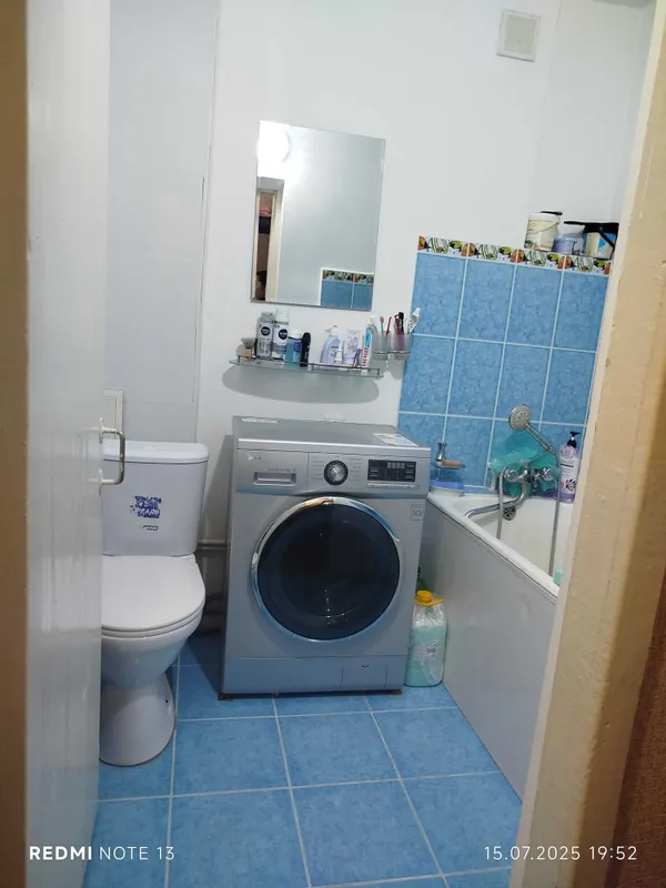 Продаётся квартира 2-х комнатная, 42кв , Таш область, Ахангаран,центр. — фото 1