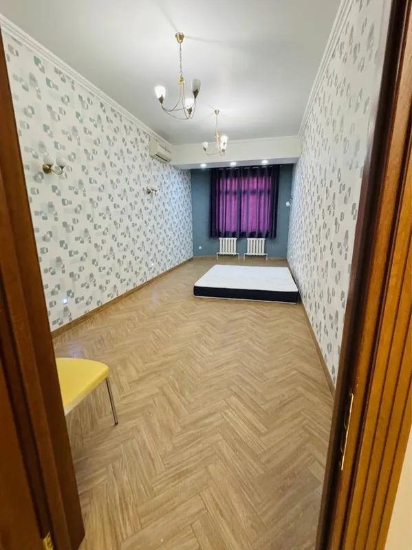 Продается 4х комнатная квартира на Чехова Бон — фото 1
