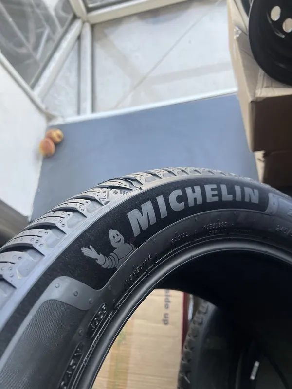 Shina Balon Michelin Мишлен 245/50 R18 CrossClimate 3 100W 3 Shina Balon Michelin Мишлен 245/50 R18 CrossClimate 3 100W 3