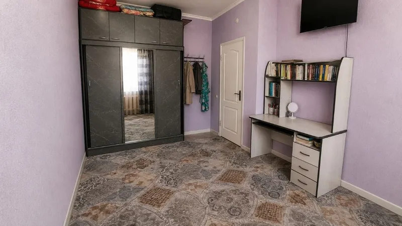 Karmana tuman markazidagi yangi yo'ldagi Katej 6