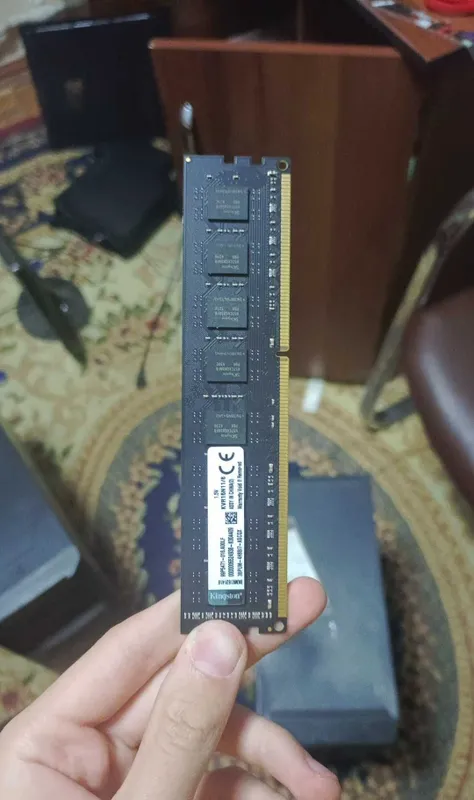 Kingston ValueRAM DDR3 8GB PC3-12800 2 Kingston ValueRAM DDR3 8GB PC3-12800 2