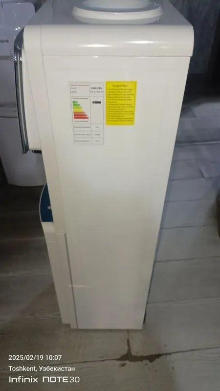 Продам кулер для воды 6 Продам кулер для воды 6