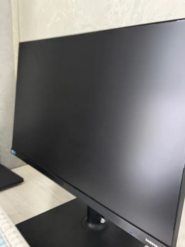 Монитор Samsung T450F, 24 — фото 1