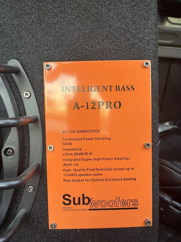 Subwoffer A-12pro 1 Subwoffer A-12pro 1