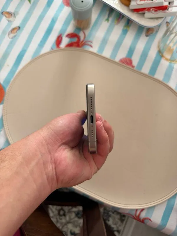 iPhone 15 Pro Max 6 iPhone 15 Pro Max 6