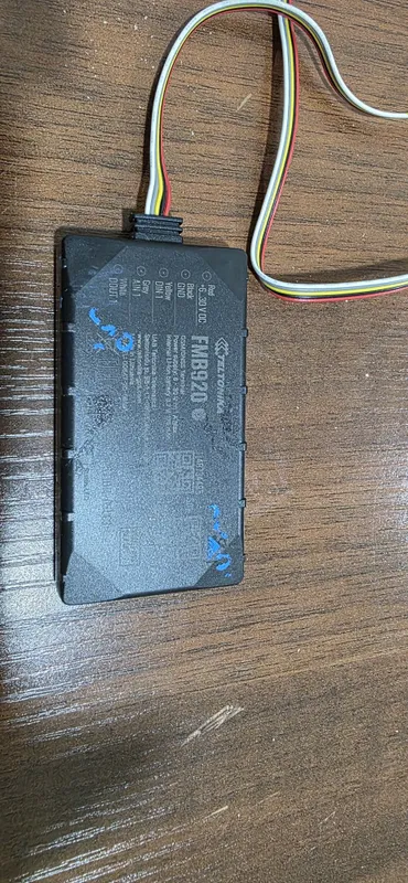 Teletonika fmb820. GPS трекер — фото 1