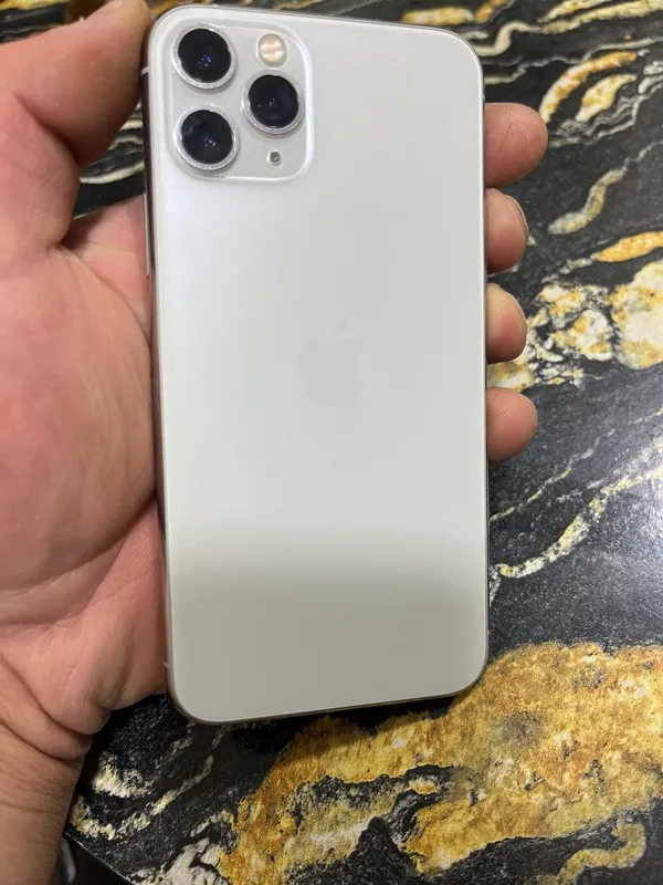 iPhone 11 pro vakum 1 iPhone 11 pro vakum 1
