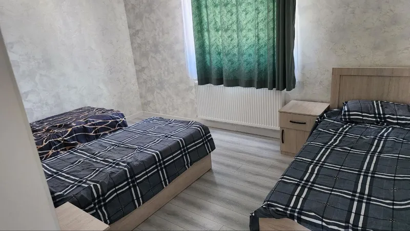 Kunlik uchaska Toshkent shahar Yunusobod tumani sabzavot mahallada joy — фото 4