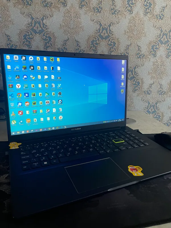 Asus Vivobook 15 — фото 1