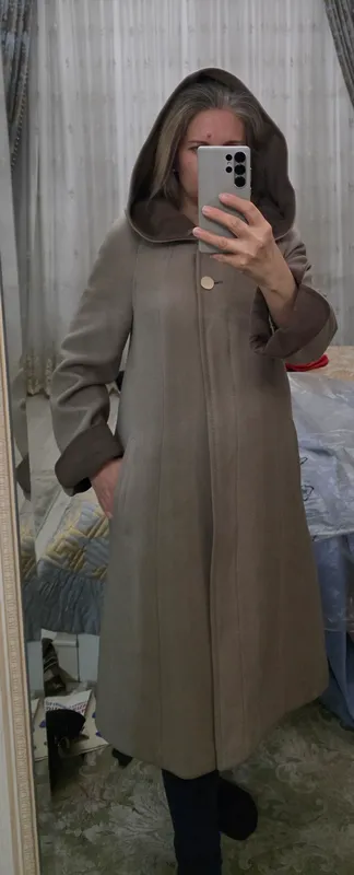 женская пальто продам 1 женская пальто продам 1