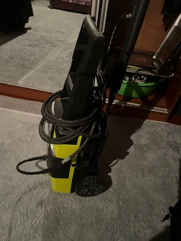 Karcher sotiladi 3