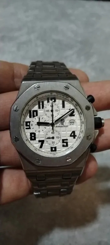 Продам мужские часы Audemars Piguet Royal 3 Продам мужские часы Audemars Piguet Royal 3