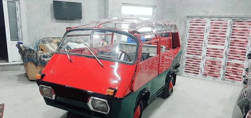 Соаетиский самаделний автомобили Сабсь -2, 6