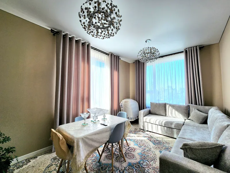 СРОЧНО! Botanika Saroyi 2 комн 40м2 С РЕМОНТОМ! — фото 1
