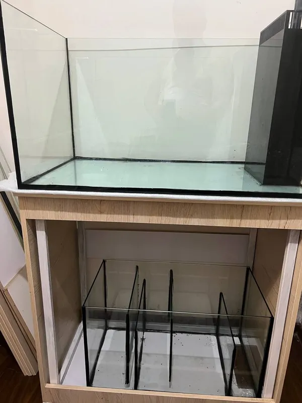 Продаётся морской аквариум 280 л