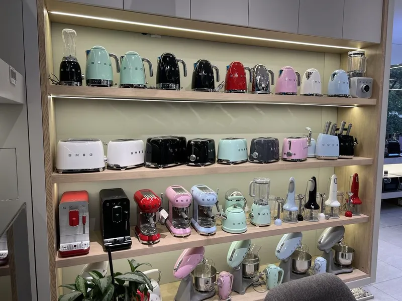 Smeg чайник со свистком — оригинал, 2 года гарантия, все цвета есть — фото 1